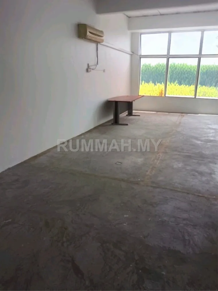 commercial in Klang, Selangor — photo 3