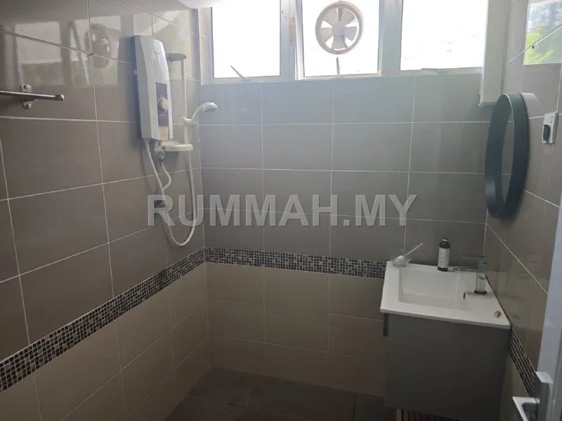 condo in Batu Ferringhi, Penang — photo 2