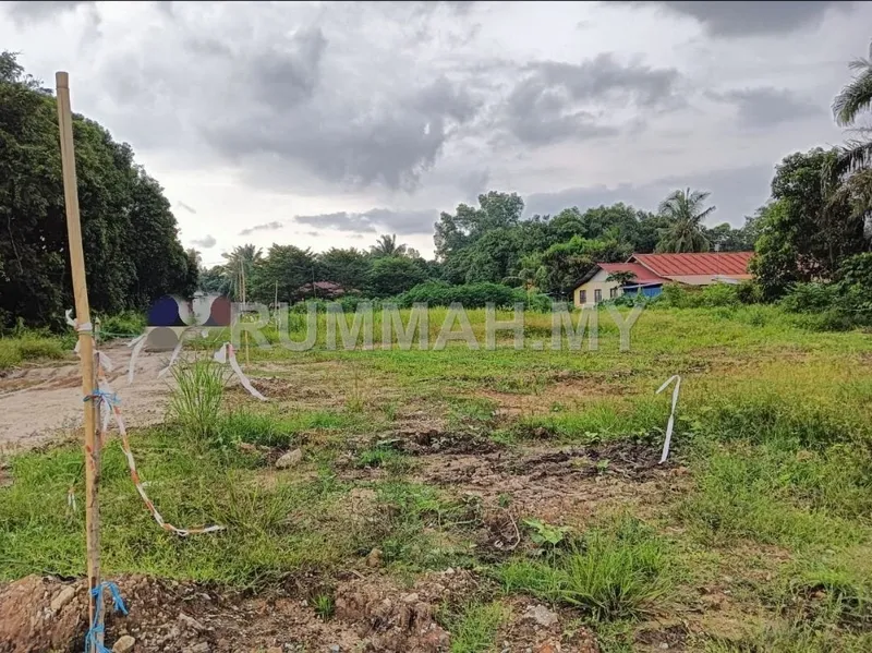 land in Pulau Indah, Selangor — photo 2