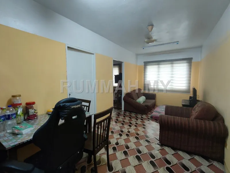 Low cost non Bumi lot well maintained unit