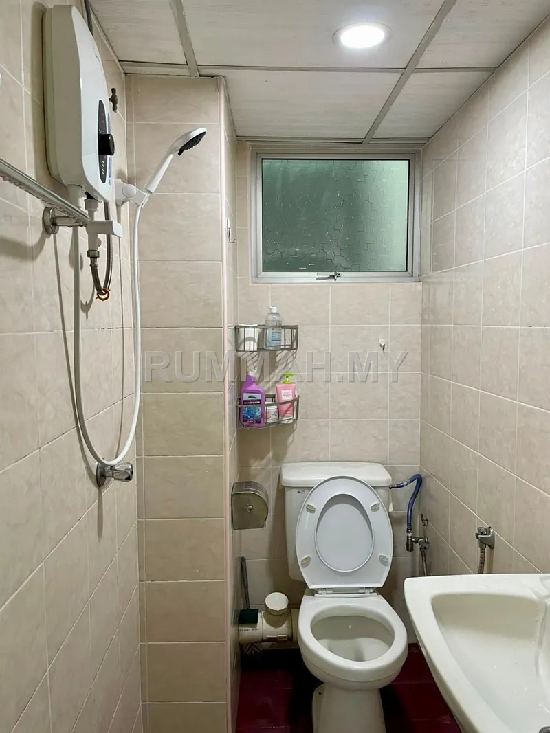 condo in Sungai Ara, Penang — photo 3