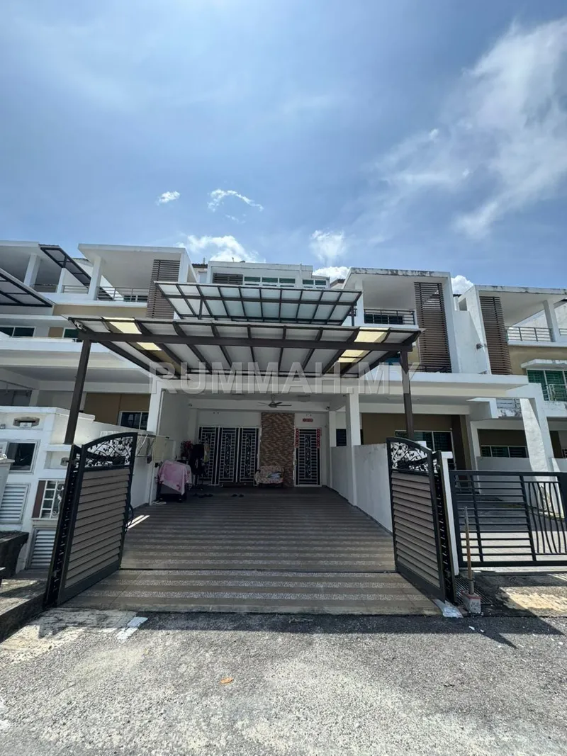 🚨 🏡 GOOD BUY! RENOVATED 3-STOREY TERRACE @ BATU MAUNG 🏡 🚨 💰 ONLY RM1.05 MILLION