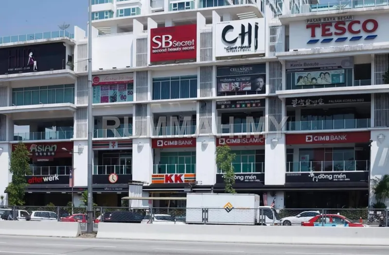 commercial in Old Klang Road, Kuala Lumpur — photo 3