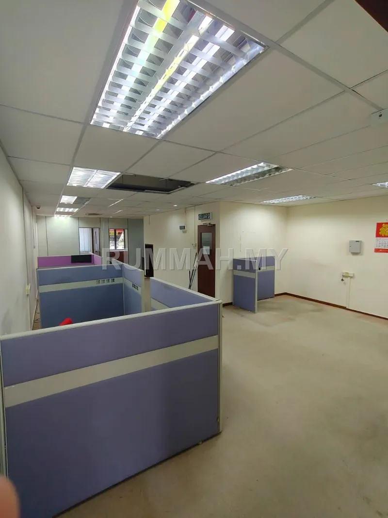 OFFICE LOT FOR RENT | 办公室出租 Tingkat Kenari, Desa Ria @ Sungai Ara
