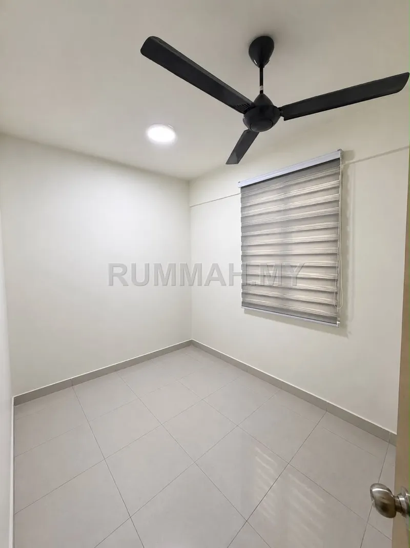 condo in Bandar Johor Bahru, Johor — photo 3