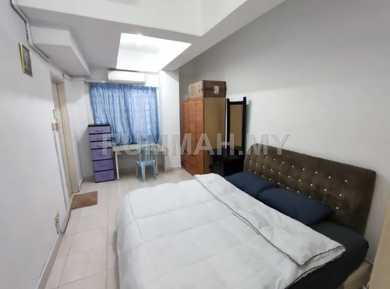 condo in Bandar Sunway, Selangor — photo 2