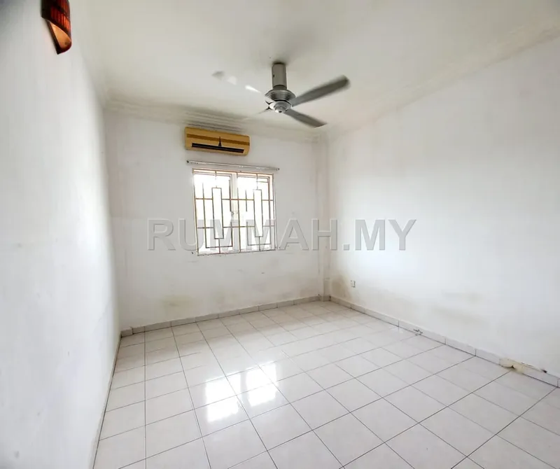 house in Batu Maung, Penang — photo 3