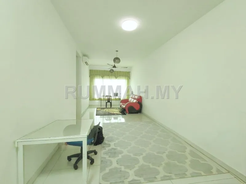 condo in Dengkil, Selangor — photo 2