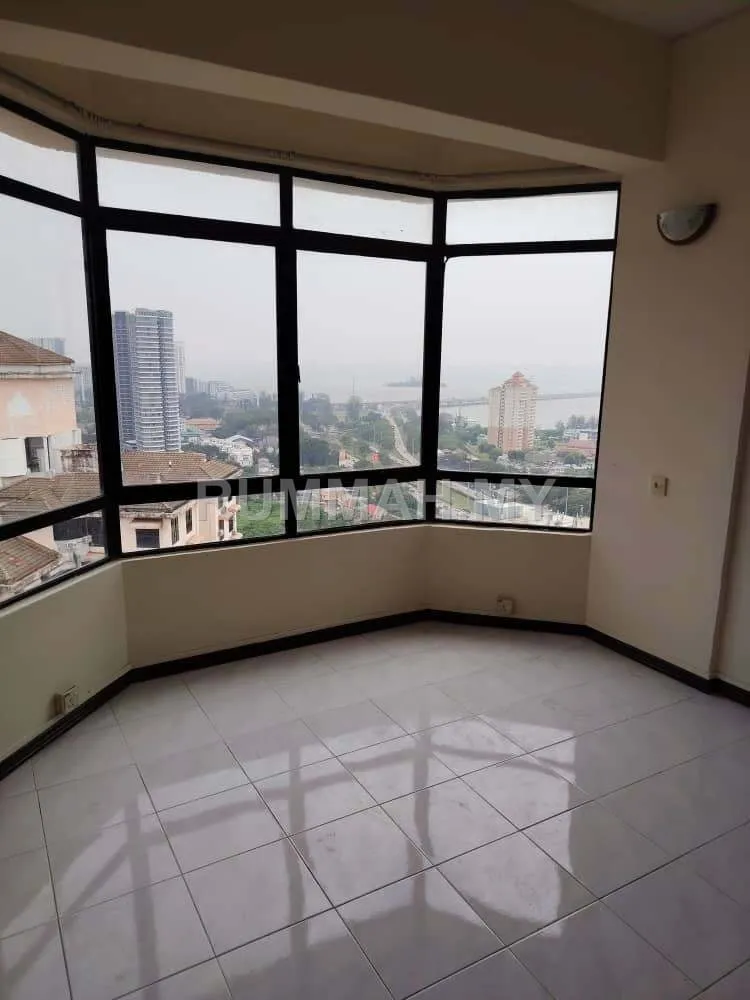 condo in Gelugor, Penang — photo 3