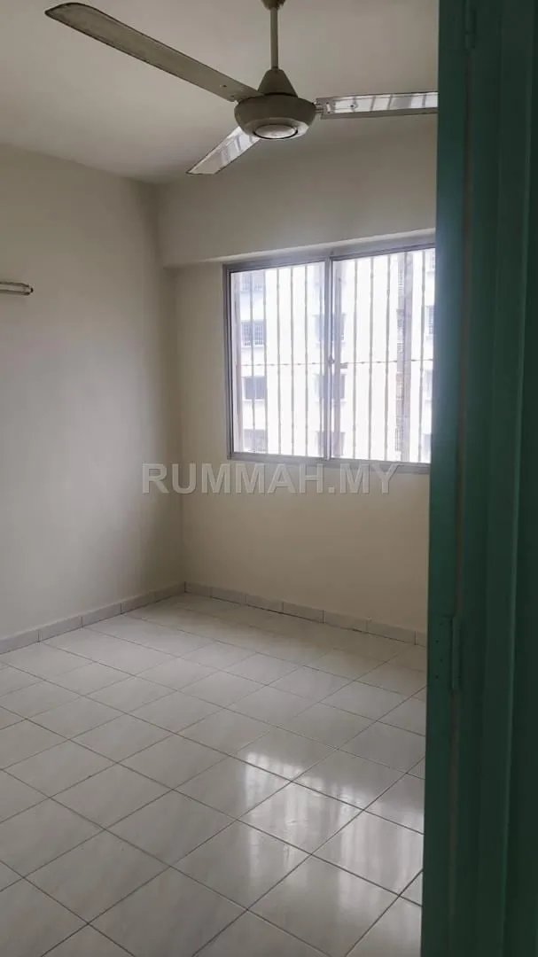 condo in Gelugor, Penang — photo 2