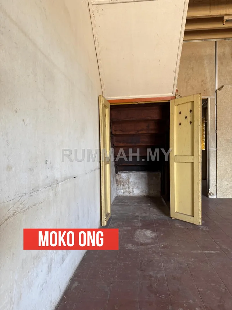 2 STOREY SHOPHOUSE FOR SALE Lrg Sempadan Padang Tembak @ Ayer Itam