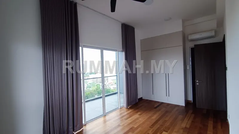 Condo for Rent @ Codrington Residence,Bare Unit/ Fully Furnished