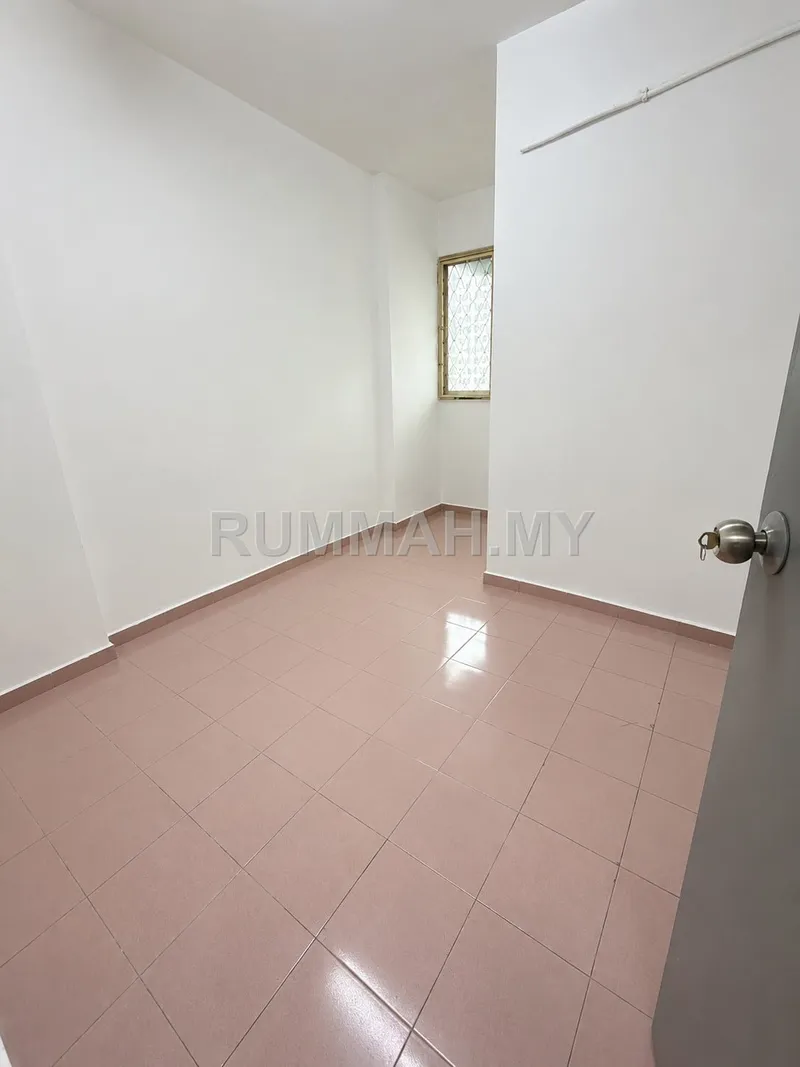 condo in Relau, Penang — photo 2
