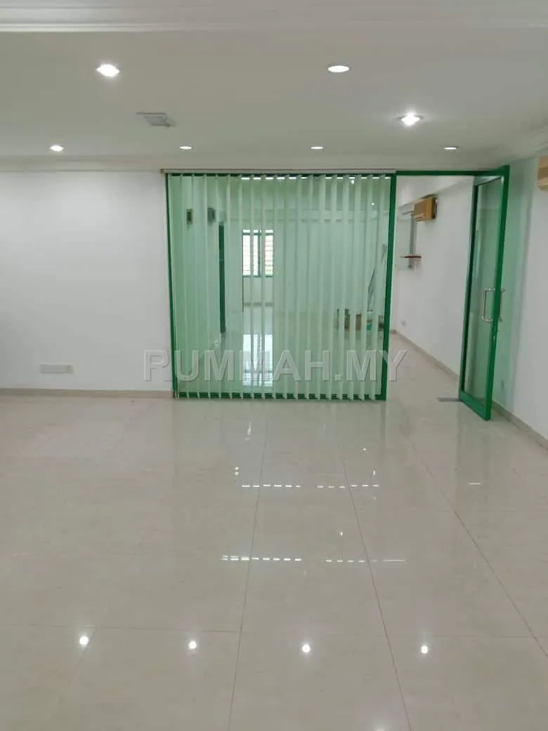 commercial in Batu Maung, Penang — photo 3