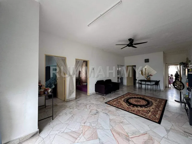 condo in Petaling Jaya, Selangor — photo 3