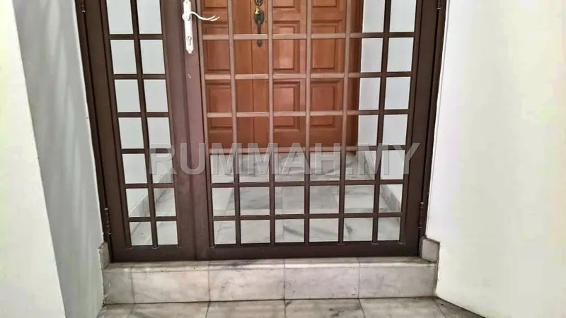 Marina Tower (Ratu Mutiara) @ Tanjung Bungah — FOR SALE