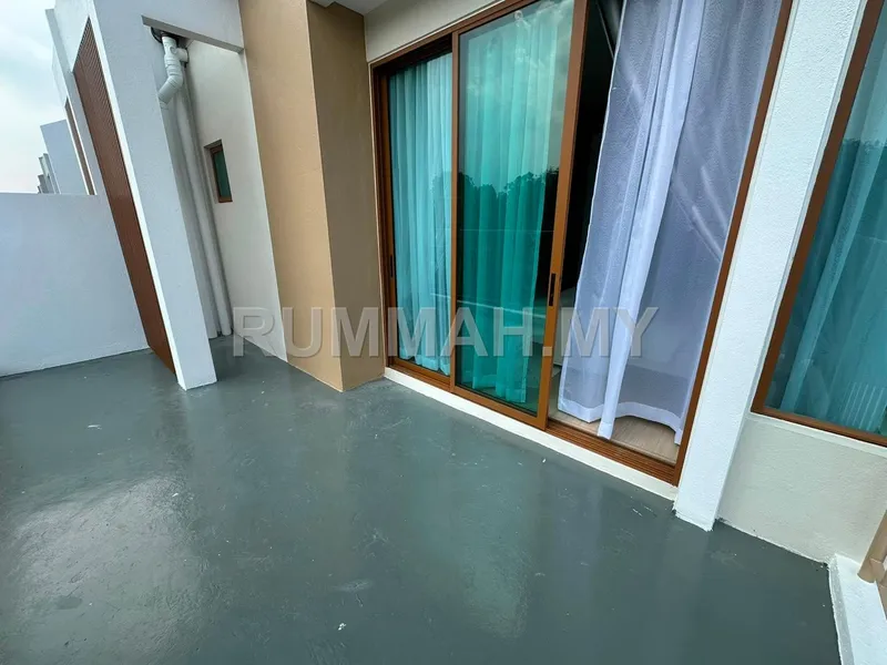 house in Telok Panglima Garang, Selangor — photo 3