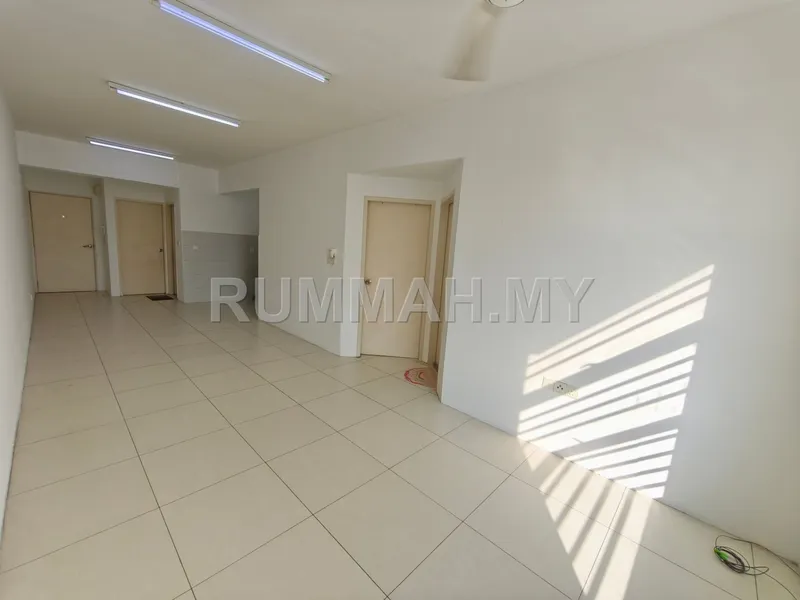 condo in Puchong, Selangor — photo 2