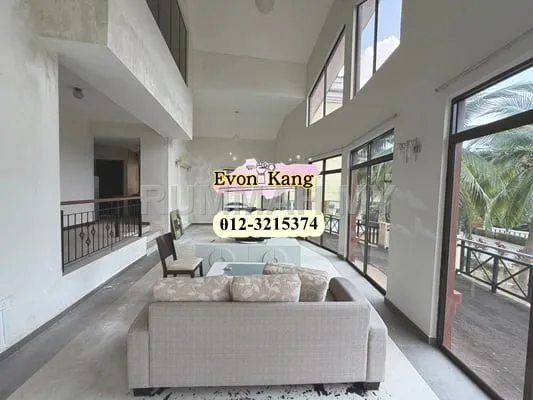 Ferringhi Villa @ Batu Ferringhi 2437SF Huge Compound Parking Renovate