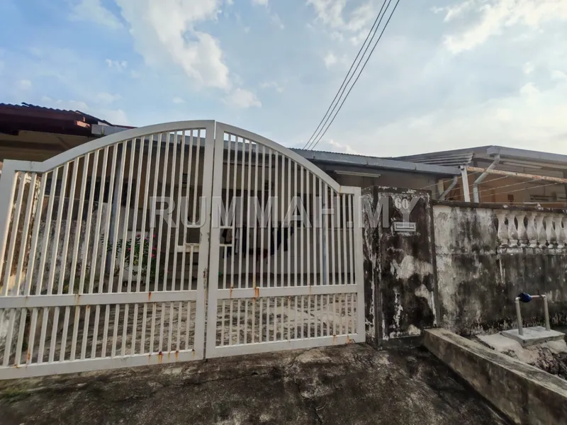 Freehold Single-Storey Terrace House with 1,875 Sqft Land in Petaling Jaya