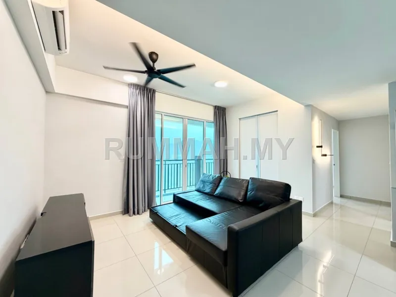 3-bedroom condo in Gelugor, Penang for rent — Ideal Residency @ Gelugor Fully Furnished 3 Rooms For Rent Key on Hand