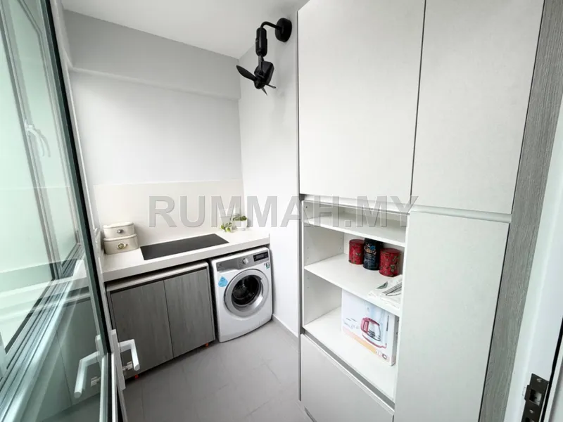 condo in Gelugor, Penang — photo 3