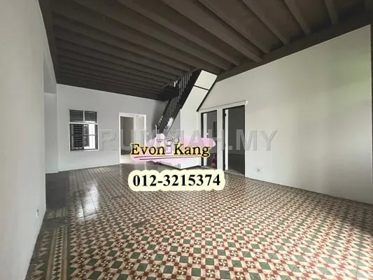 2 Storey Shop House @ Lorong Kinta 4 Adjoining Unit Parking Available