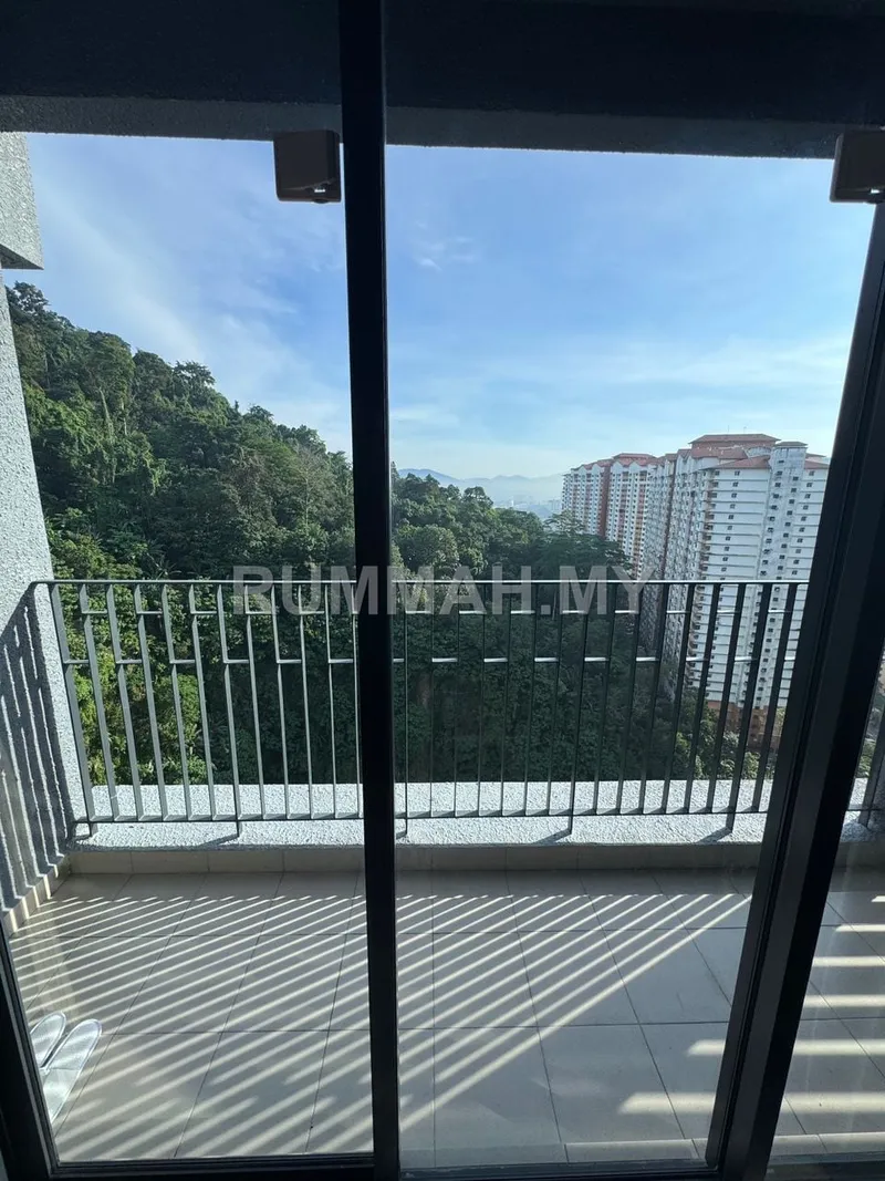 condo in Damansara Perdana, Selangor — photo 3