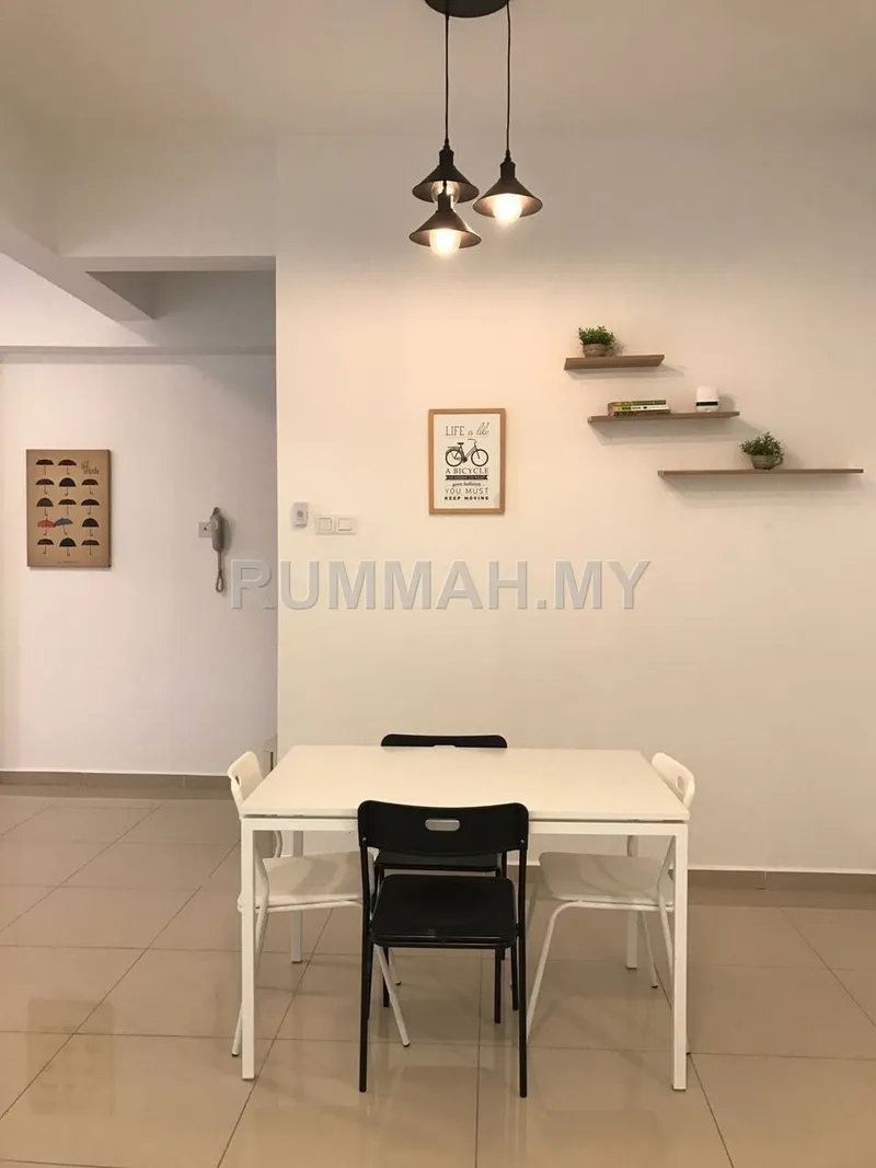 condo in Teluk Kumbar, Penang — photo 2