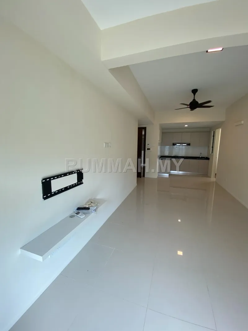 3-bedroom condo in Gelugor, Penang for rent — Raffel Tower, Gelugor | Partial Furnished
