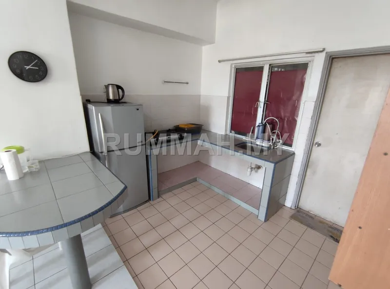condo in Bandar Sunway, Selangor — photo 2