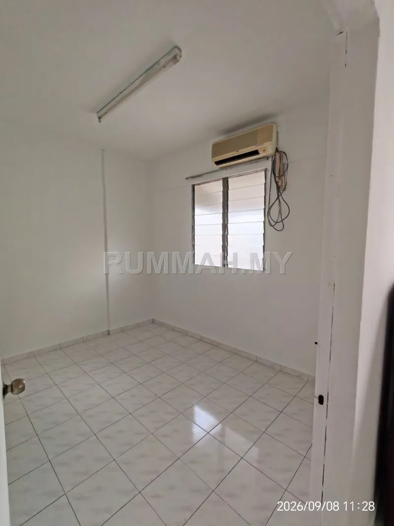 condo in Relau, Penang — photo 3