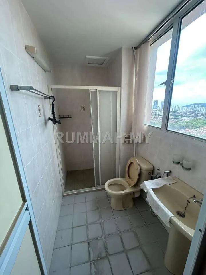 Regency heights sungai ara
