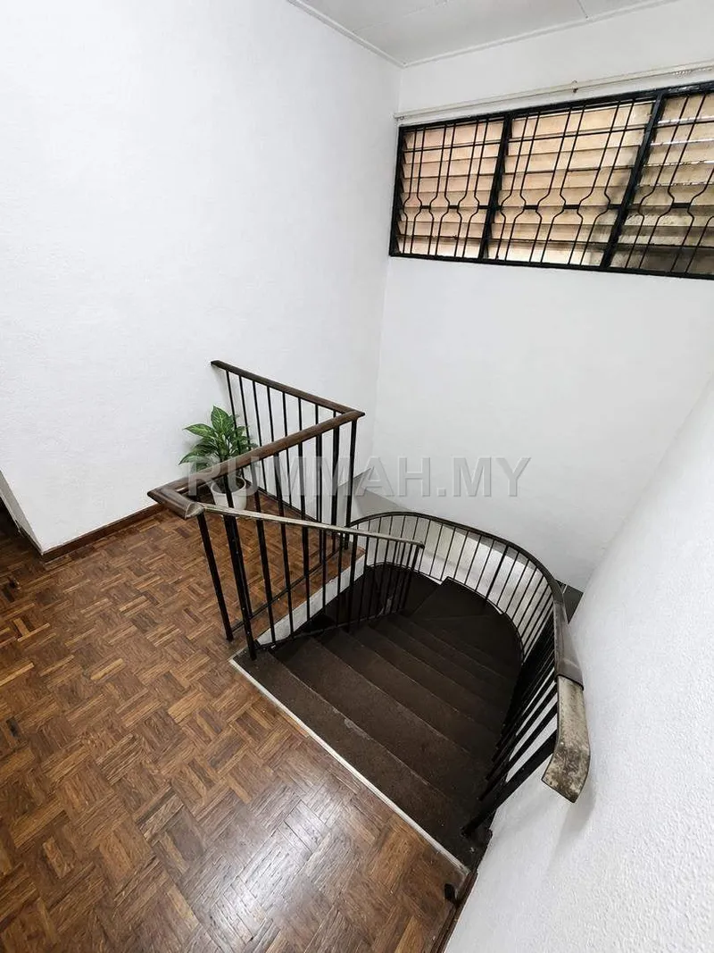 house in Gelugor, Penang — photo 2