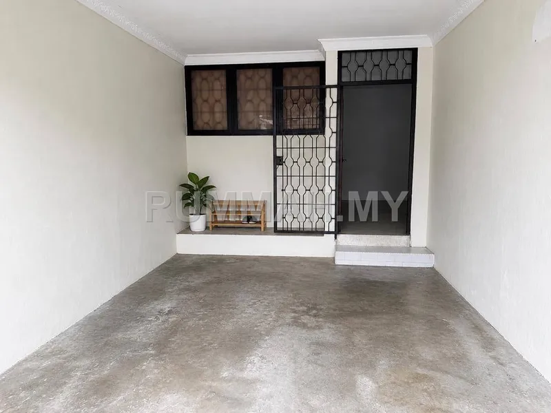 house in Gelugor, Penang — photo 3