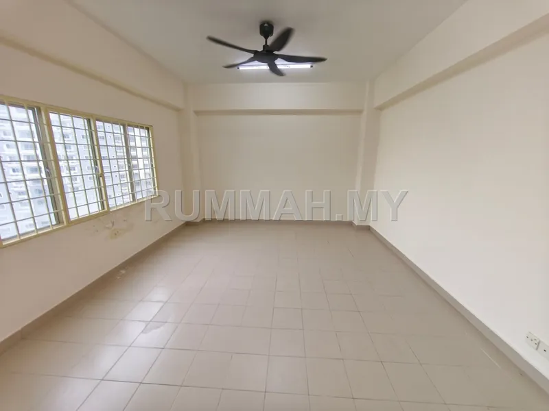 condo in Bandar Sunway, Selangor — photo 3