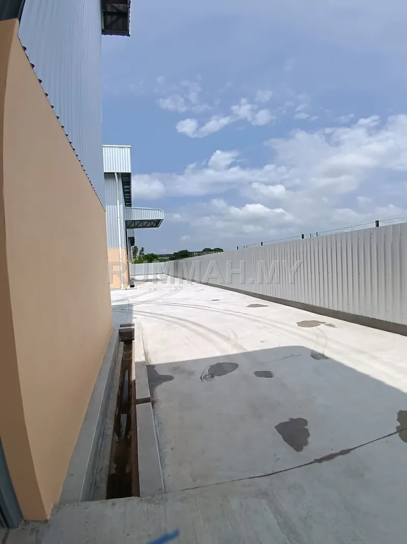 industrial in Permatang Tinggi, Penang — photo 3