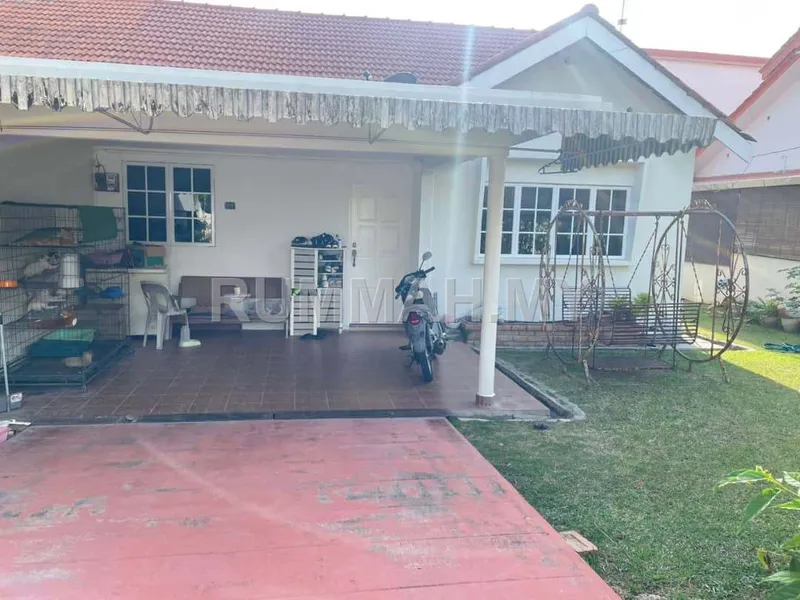 house in Tanjung Bungah, Penang — photo 3