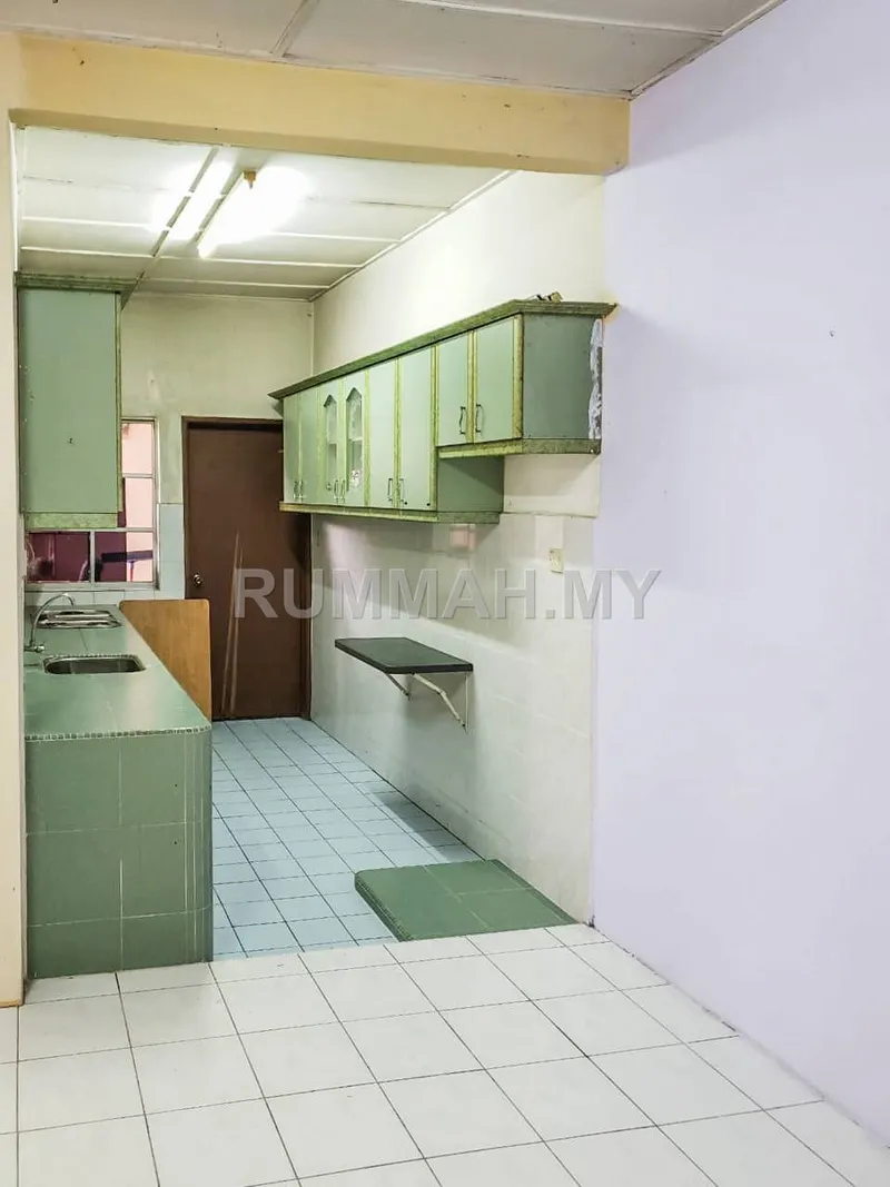condo in Shah alam, Selangor — photo 3