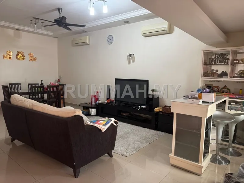 5-bedroom house in Bayan Lepas, Penang for sale — 2.5 Storey Terrace @ Setia Pearl Island, Renovated