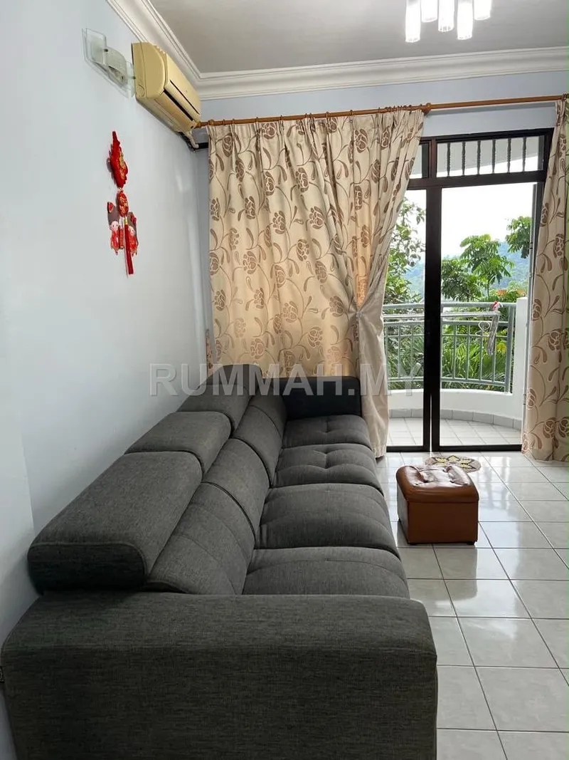 3-bedroom condo in Sungai Ara, Penang for sale — Vistaria Condominium Sungai Ara, 1050, FF, 1 Cp
