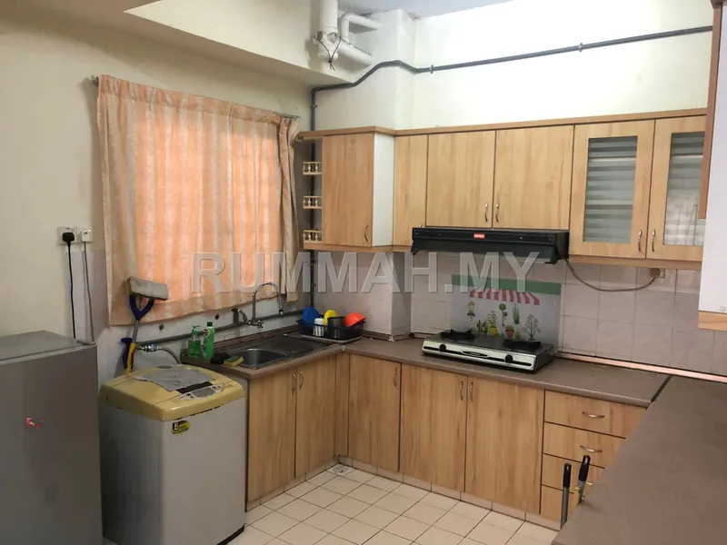 condo in Bandar Sunway, Selangor — photo 2