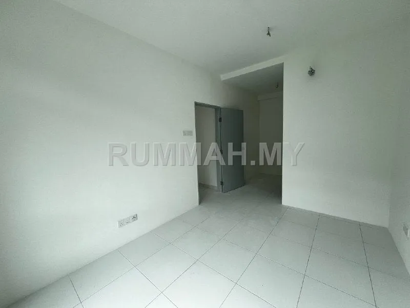 condo in Bukit Jambul, Penang — photo 2