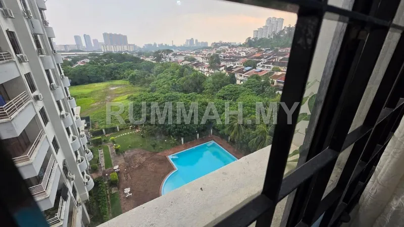 condo in Greenlane, Penang — photo 2