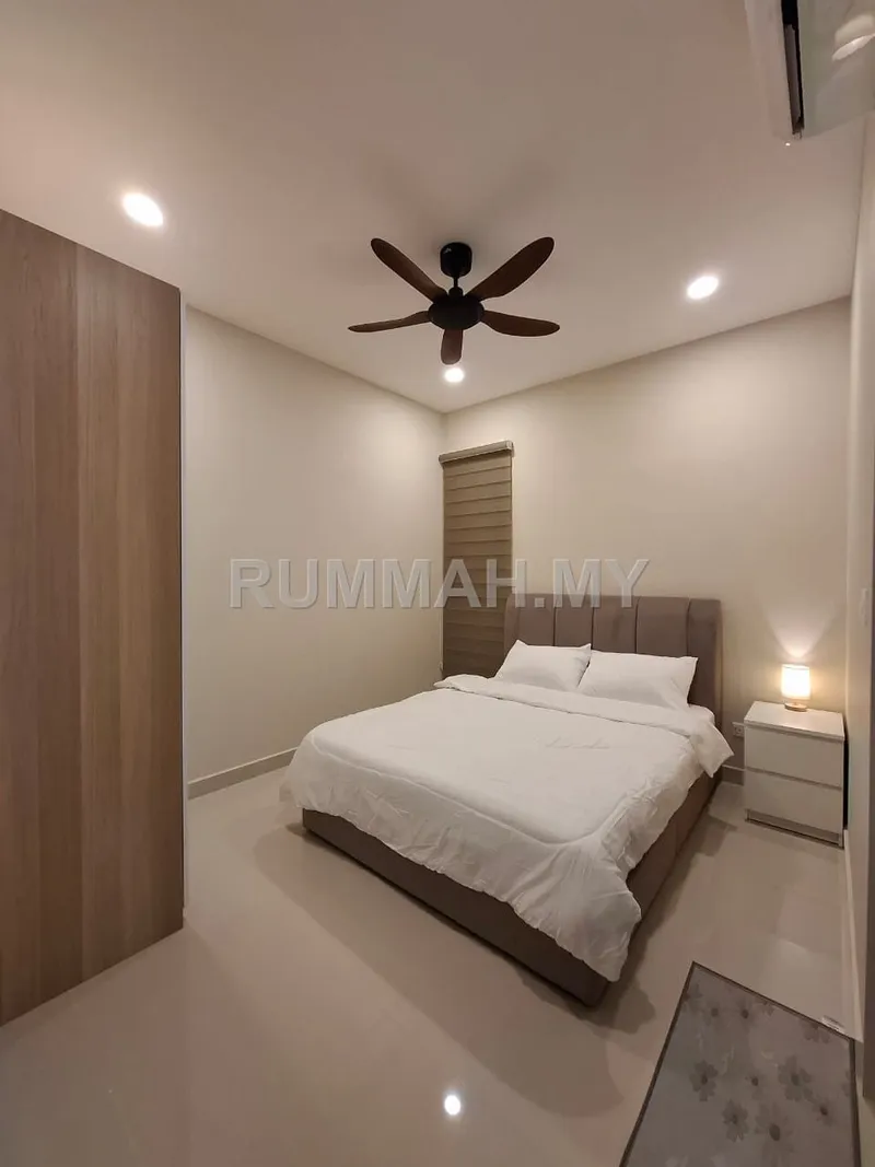 condo in Gelugor, Penang — photo 3