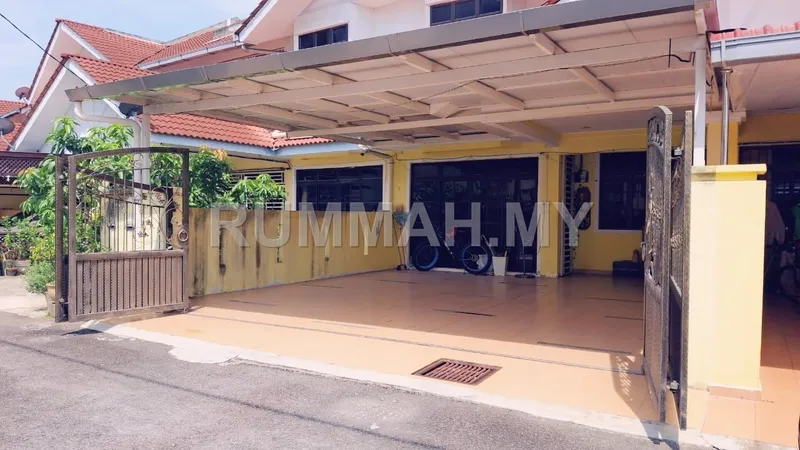 Terrace for Sale @ Taman Tunas Muda, Sungai Ara | Partially Furnished