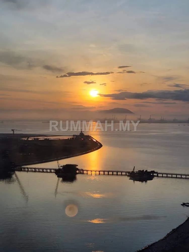 condo in Tanjung Tokong, Penang — photo 2
