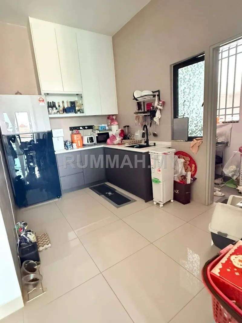 condo in Petaling Jaya, Selangor — photo 2