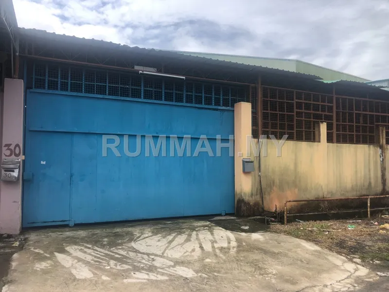 1.5 Storey Semi-Detached Factory Warehouse for Sale @ Permatang Tinggi, Pulau Pinang | Freehold