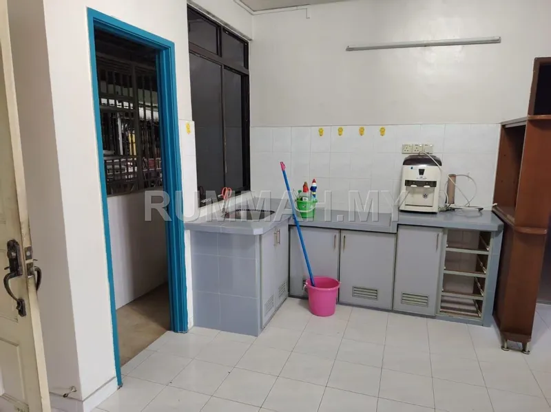 Have kitchen cabinet, Full loan Apartment Dedap, Have lift & 1parking
